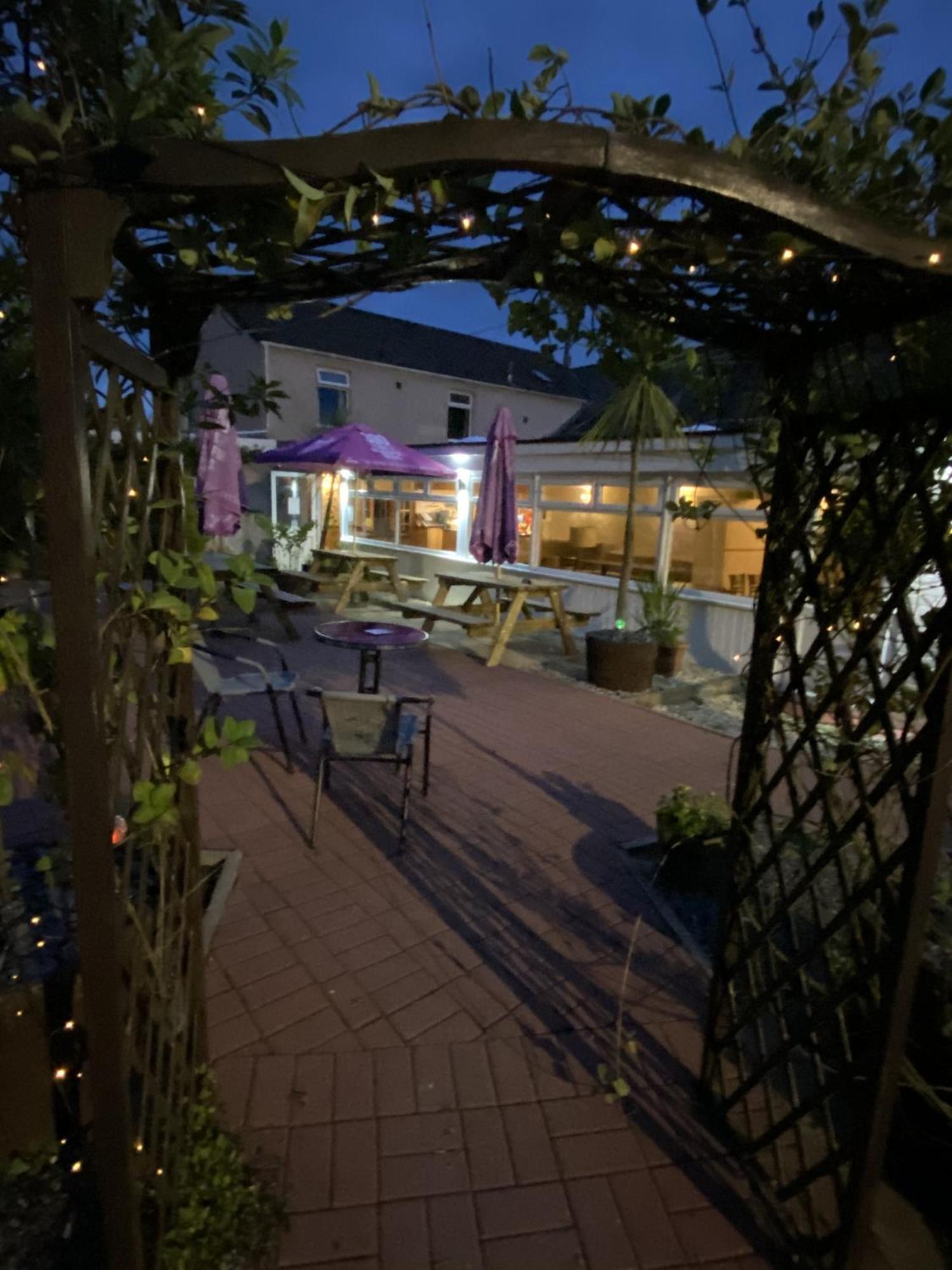 סטרנריר Tigh Na Mara Hotel מראה חיצוני תמונה